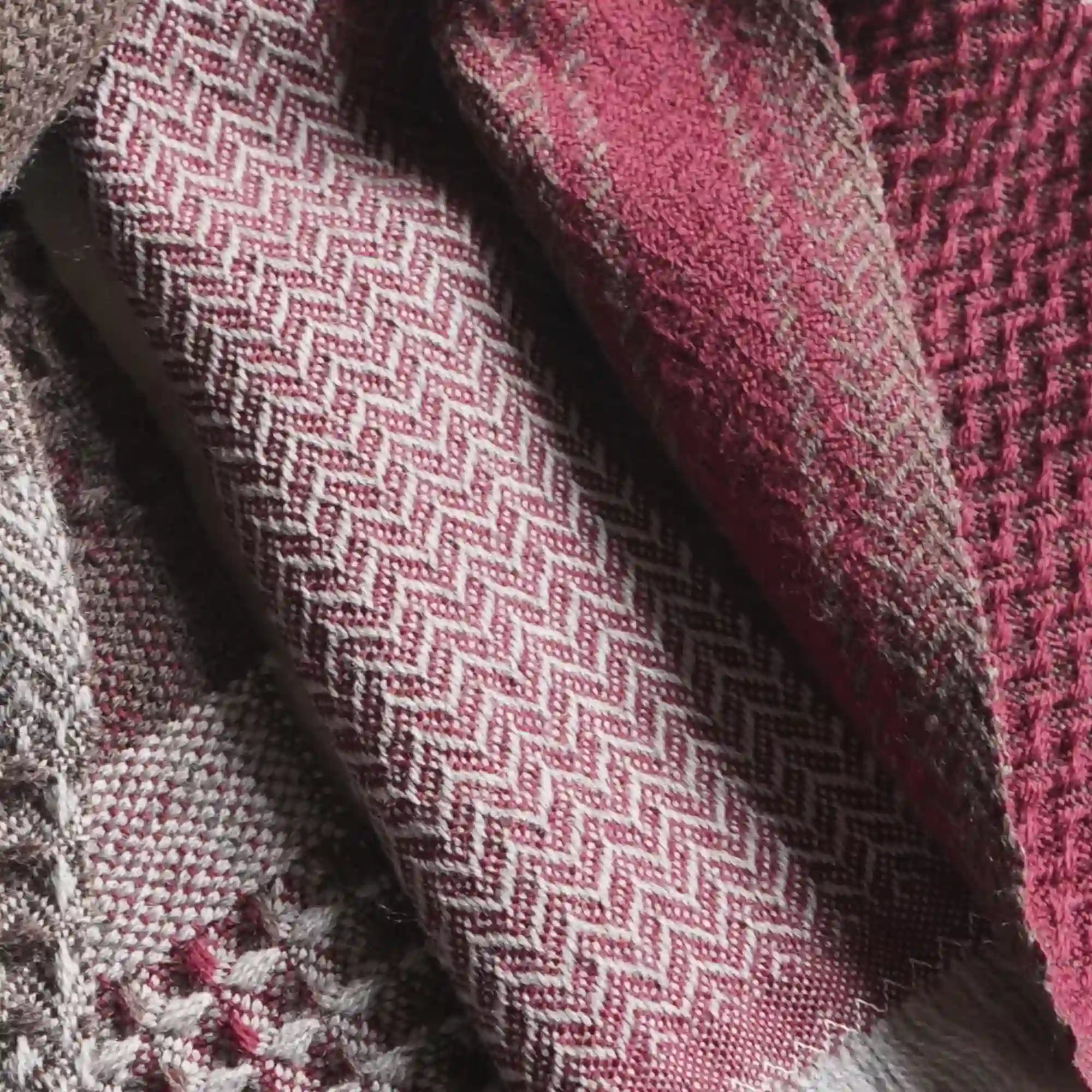 KAWARI Extra Fine Merino Wool Muffler Zero