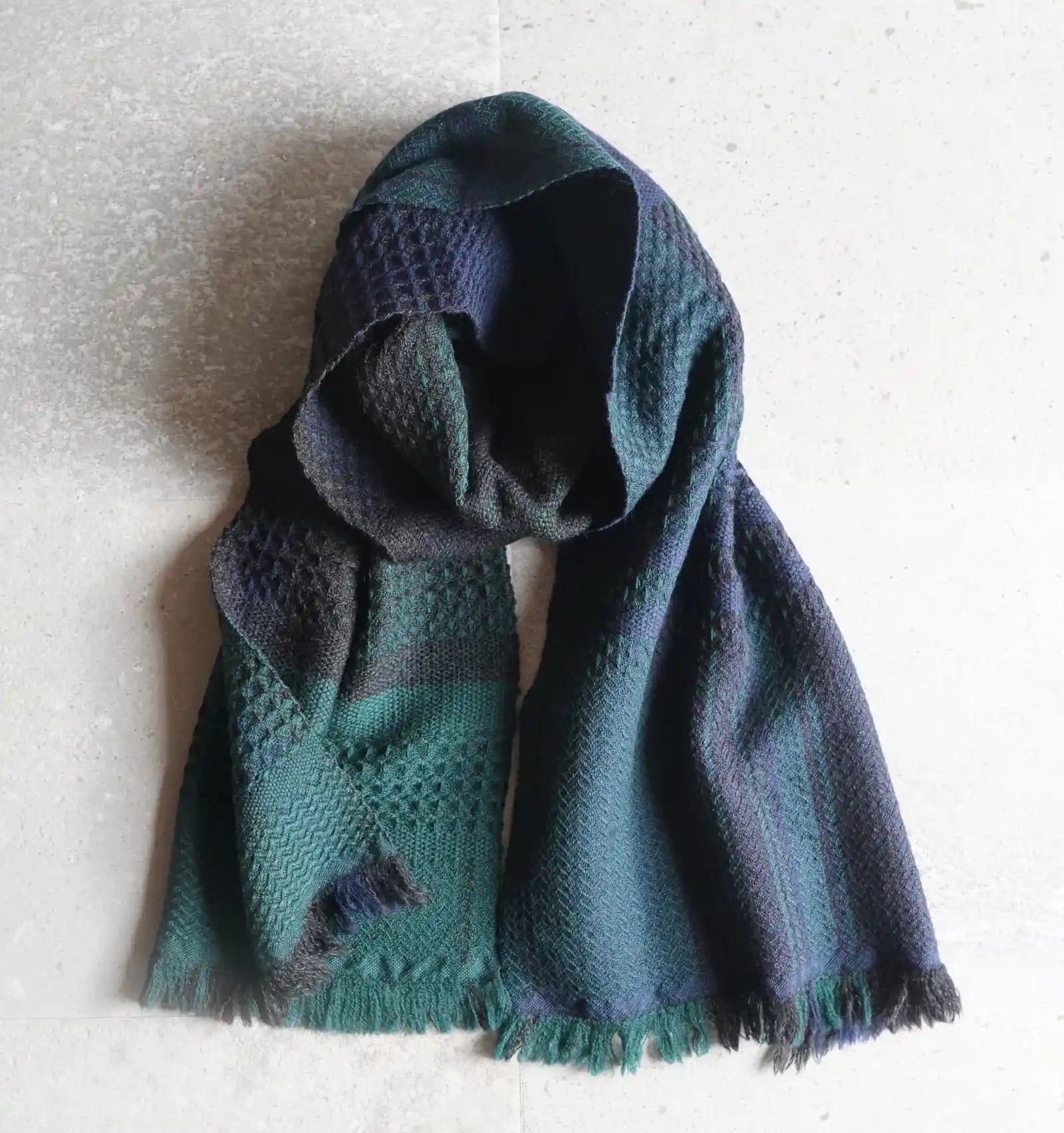 KAWARI Extra Fine Merino Wool Muffler Zero