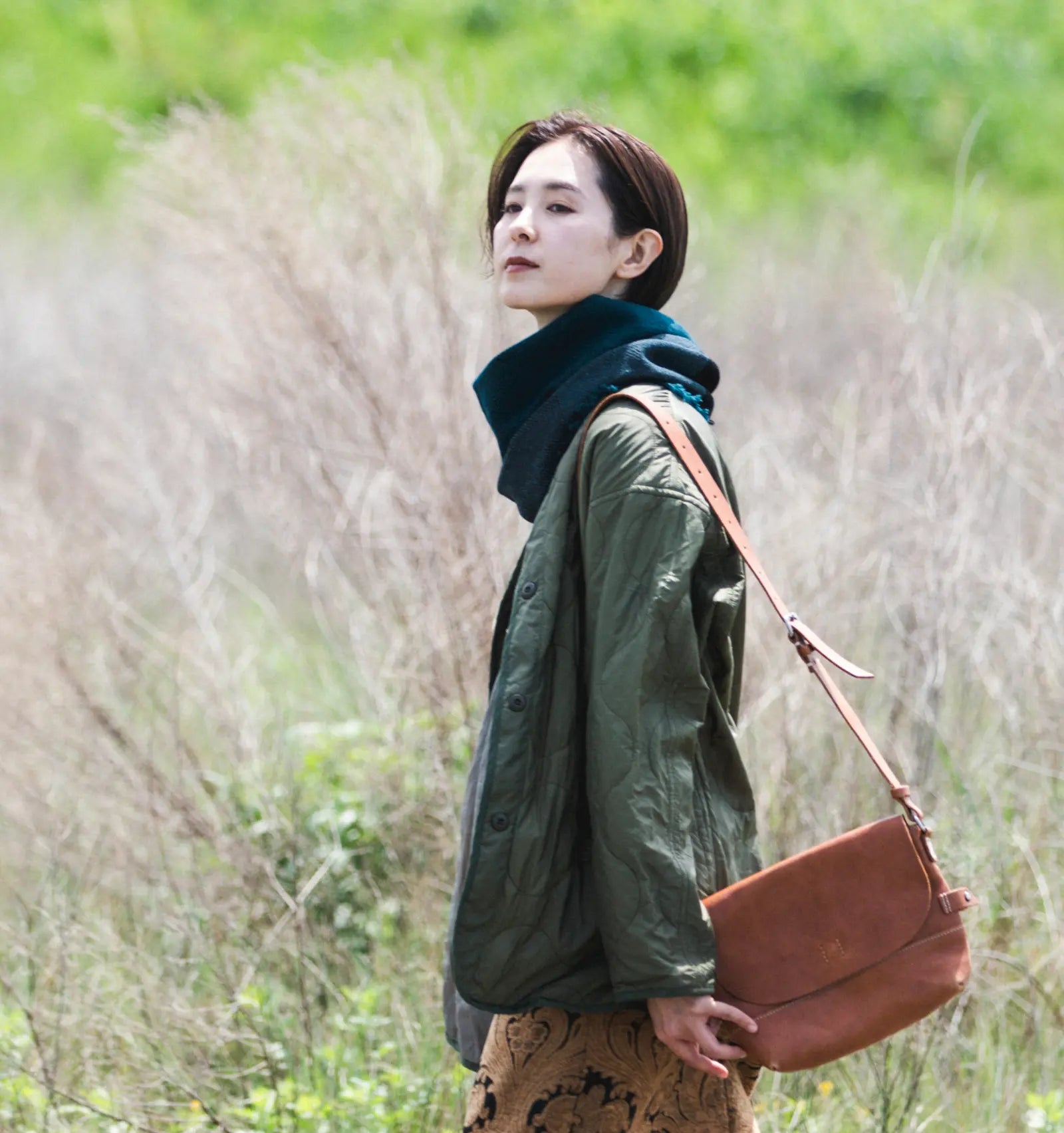 NECKABLE Wool Snood Cross Color