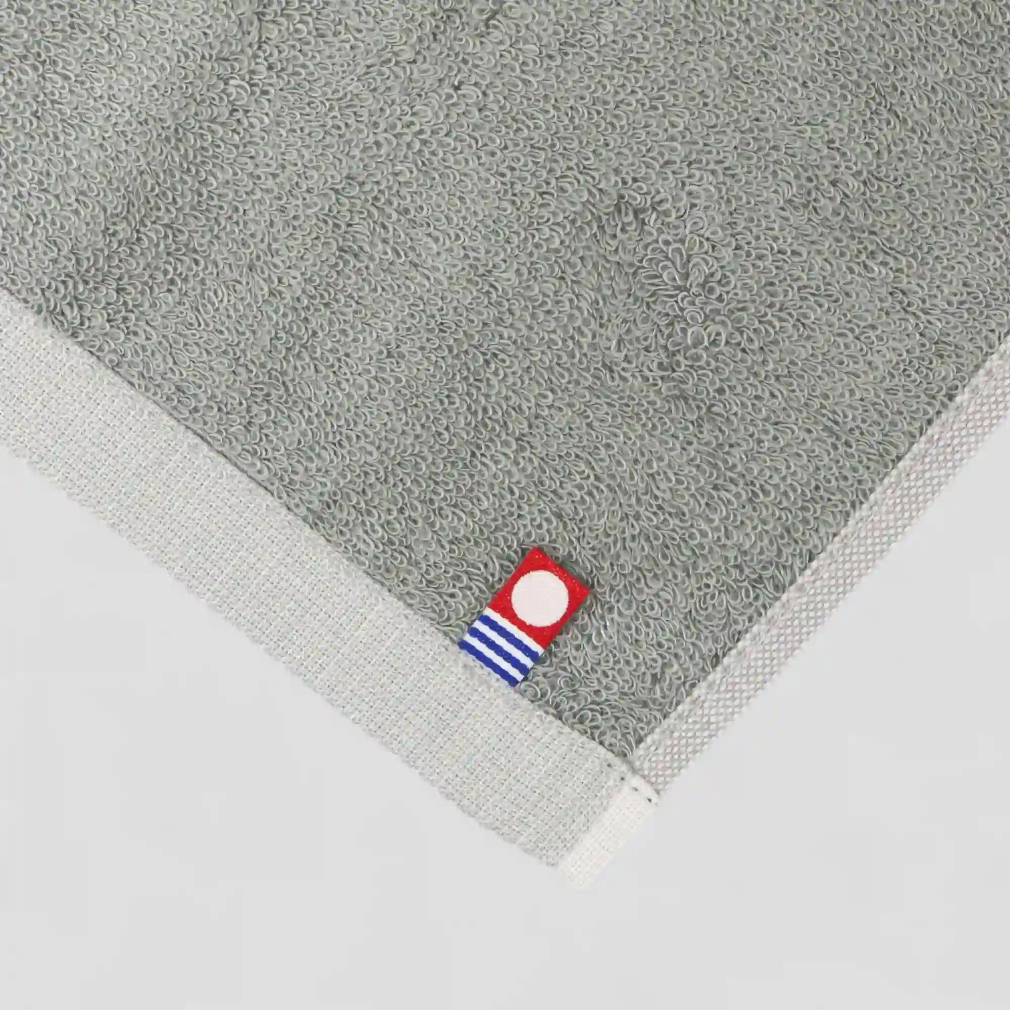 SU~ Cool Sports Towel