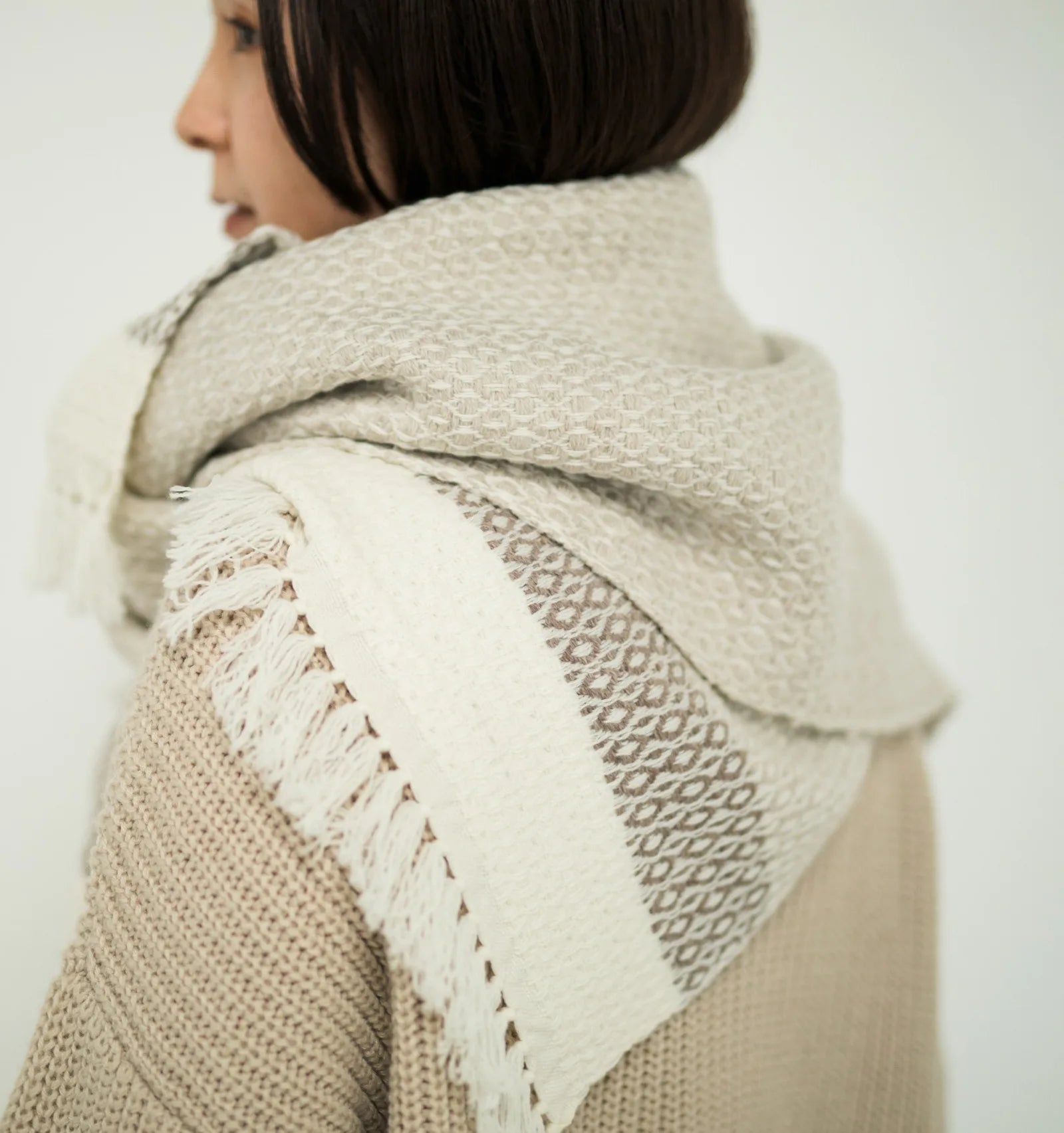 KAWARI Extra Fine Merino Wool Blanket Shawl