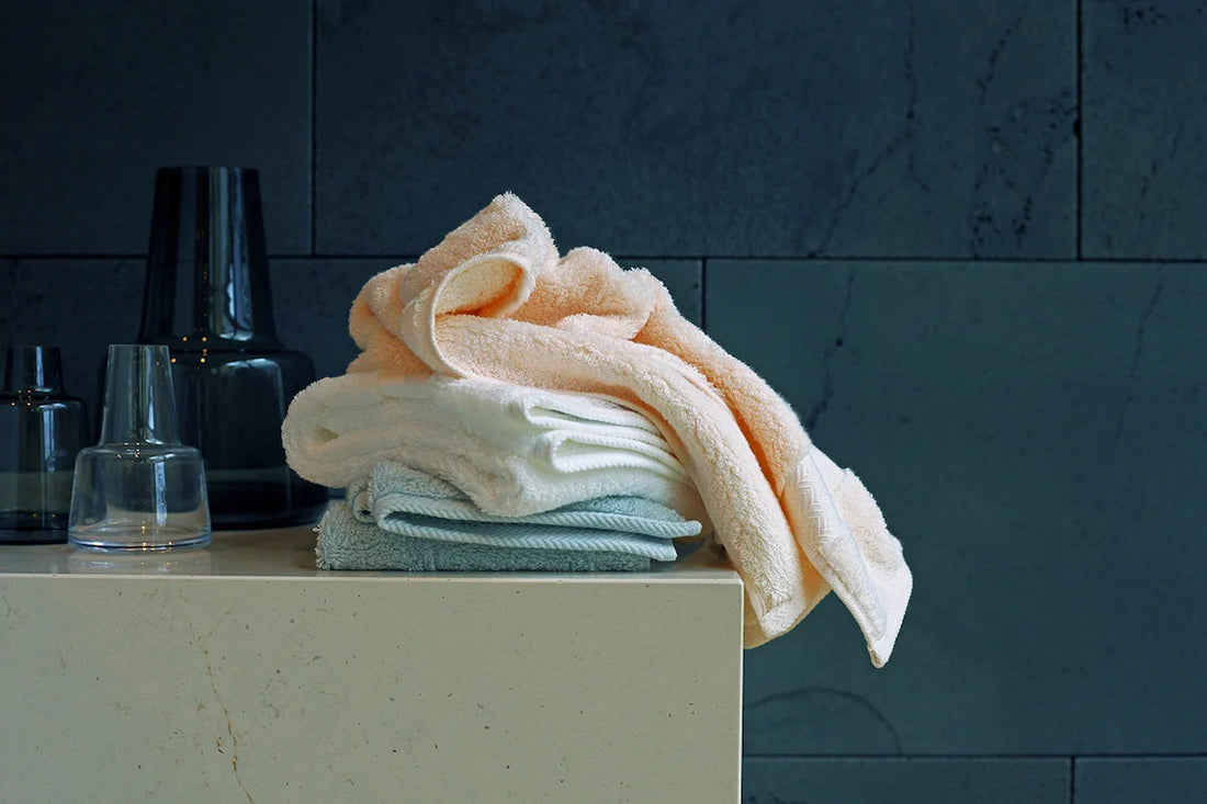 LOTUS - The Premium Towel