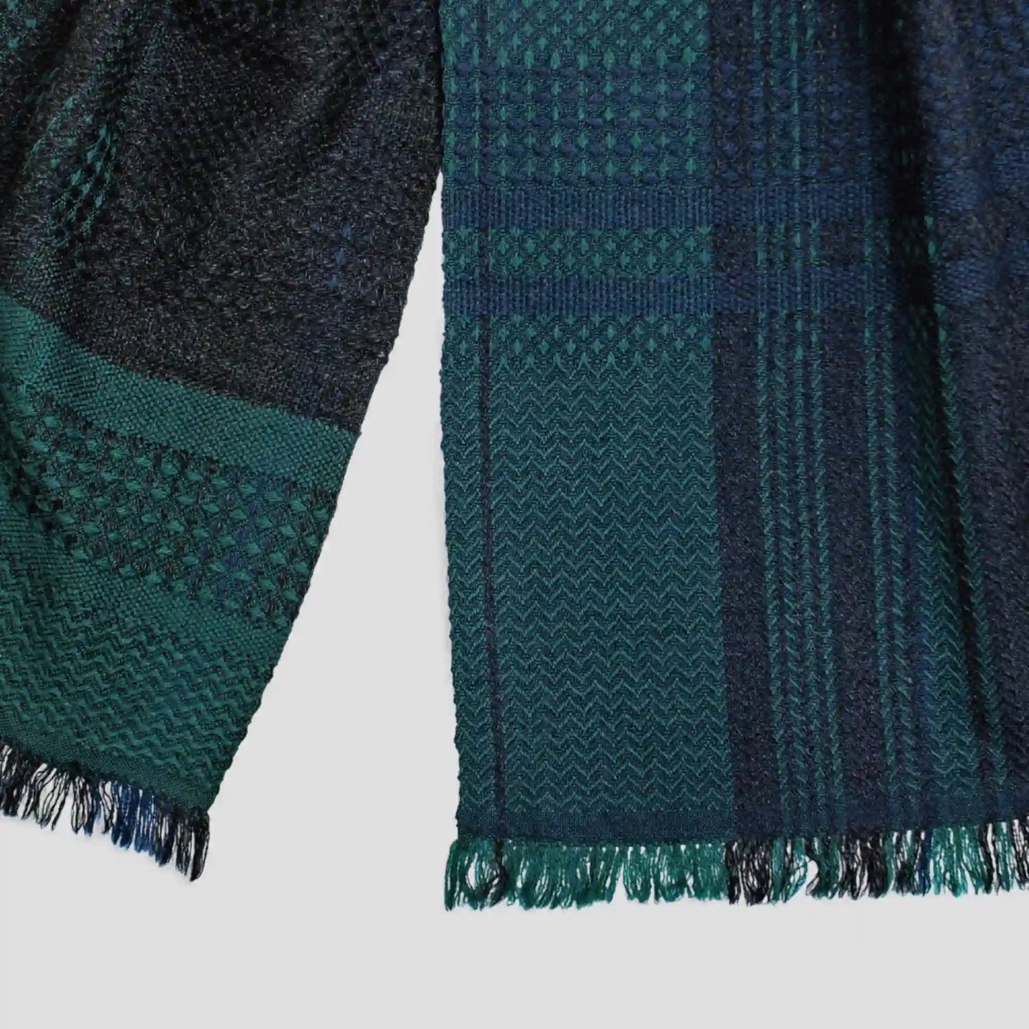 KAWARI Extra Fine Merino Wool Muffler Zero