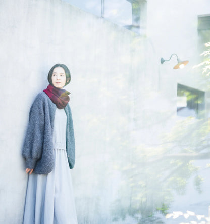 NECKABLE Wool Snood Cross Color