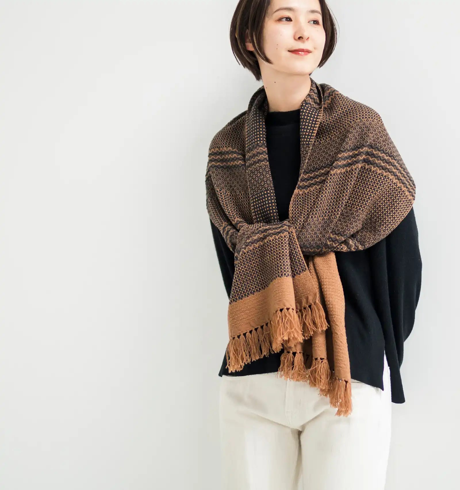 KAWARI Wool Muffler Weave Border - Camel