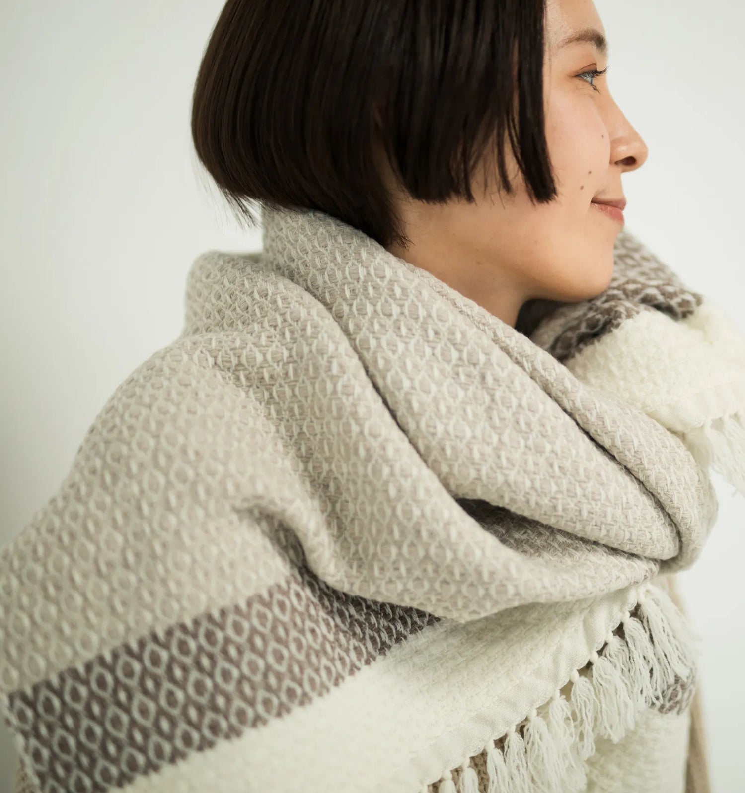 KAWARI Extra Fine Merino Wool BLANKET SHAWL