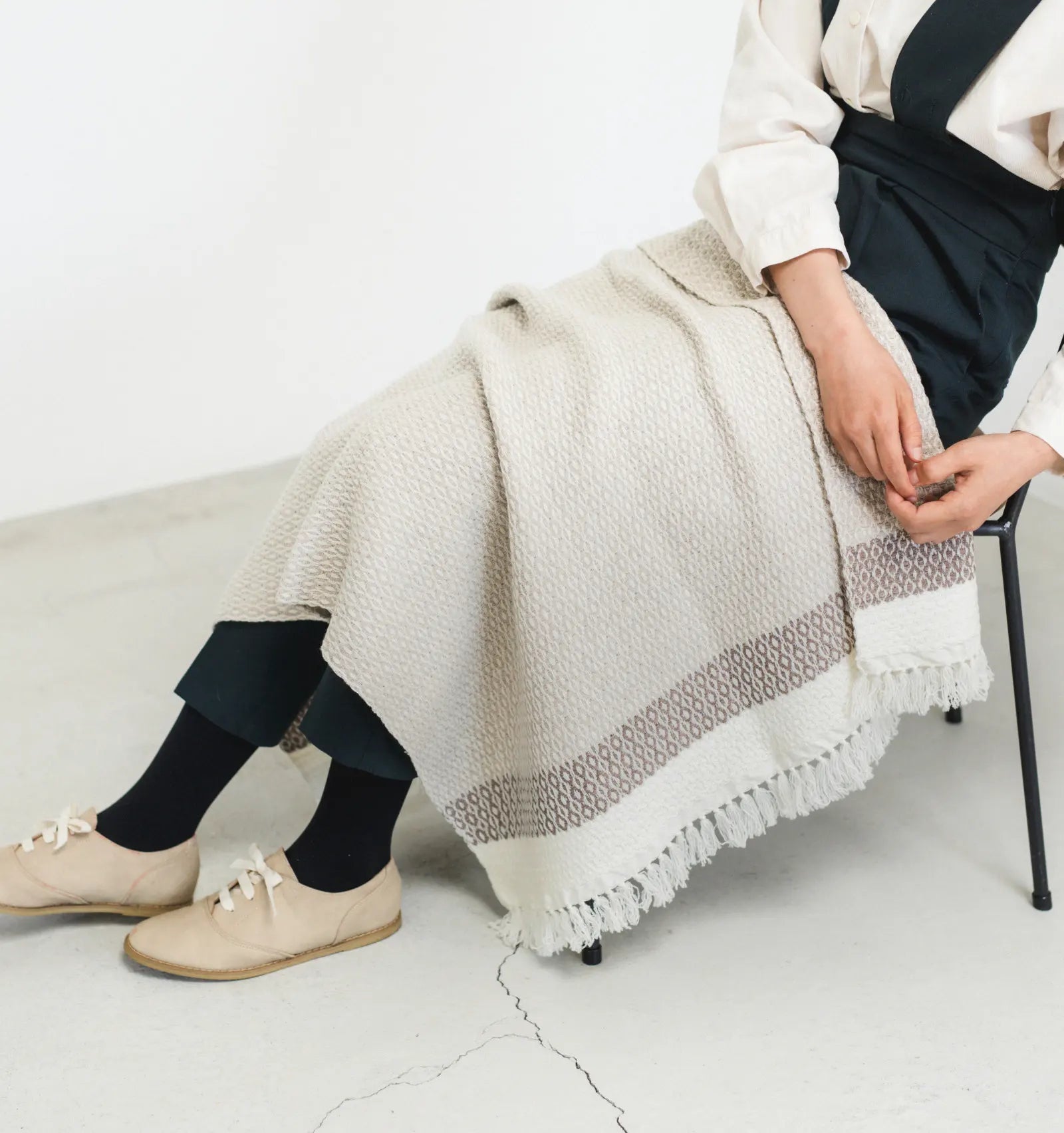 KAWARI Extra Fine Merino Wool Blanket Shawl