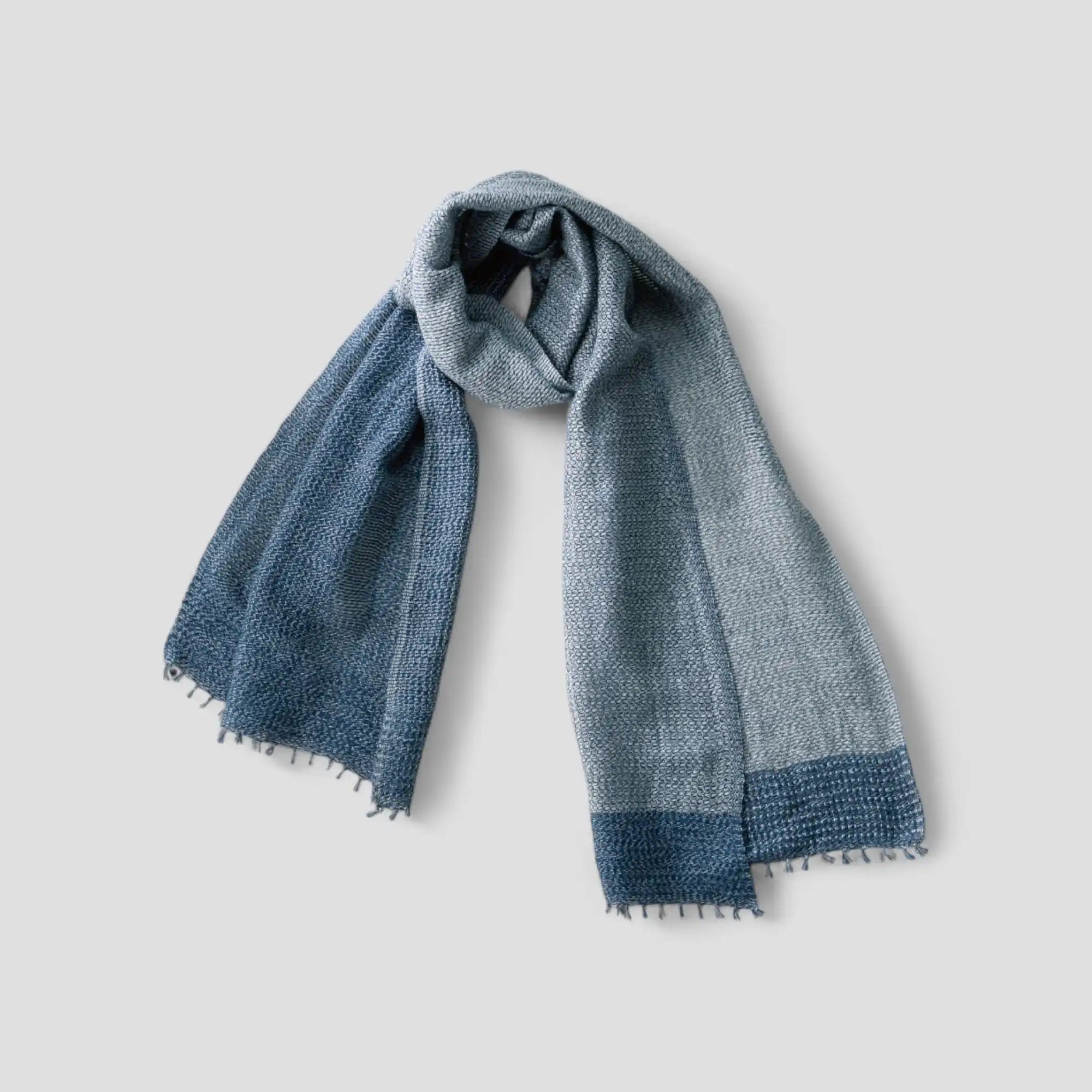 MOJIRI Two-Tone Organic Cotton Muffler - Navy